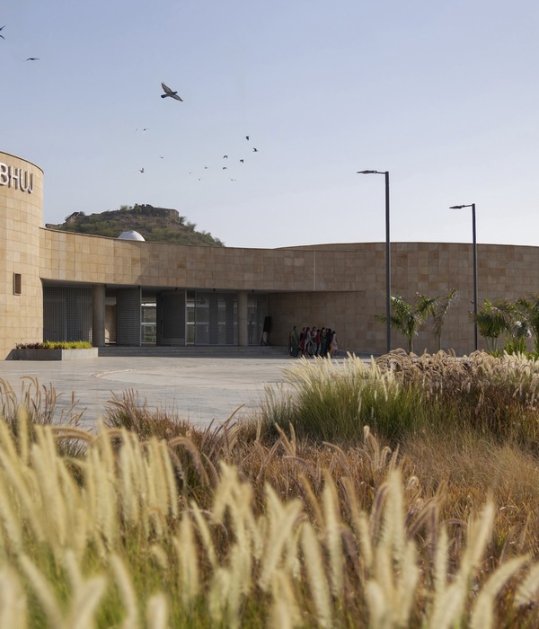 Regional Science Centre at Bhuj / INI Design Studio