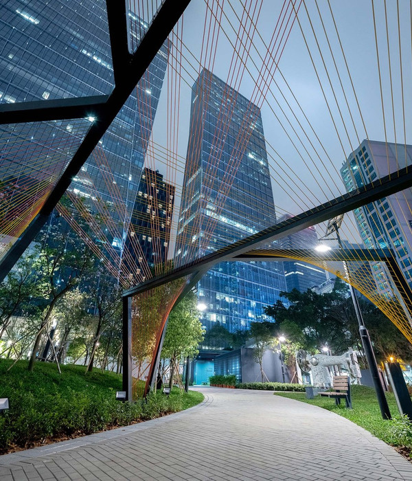 香港骏业街游乐场 | 城市中的秘密花园