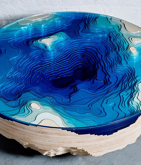 Abyss Horizon Table by Duffy London | 海洋之韵的家居艺术