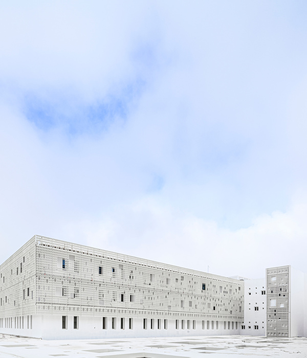 University Hospital in Tangier / Hajji & Elouali + Architecturestudio