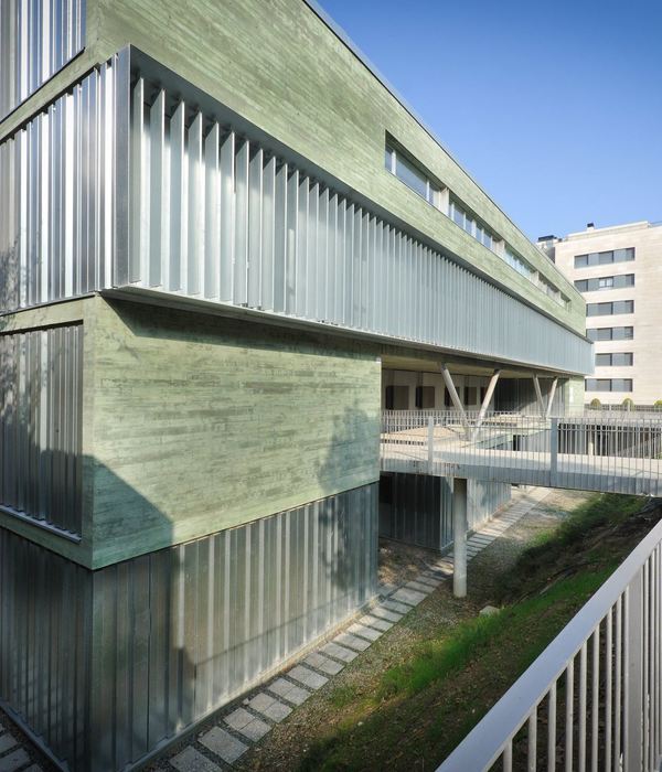 11 de Setembre Healthcare Center / Mejón Arquitectura