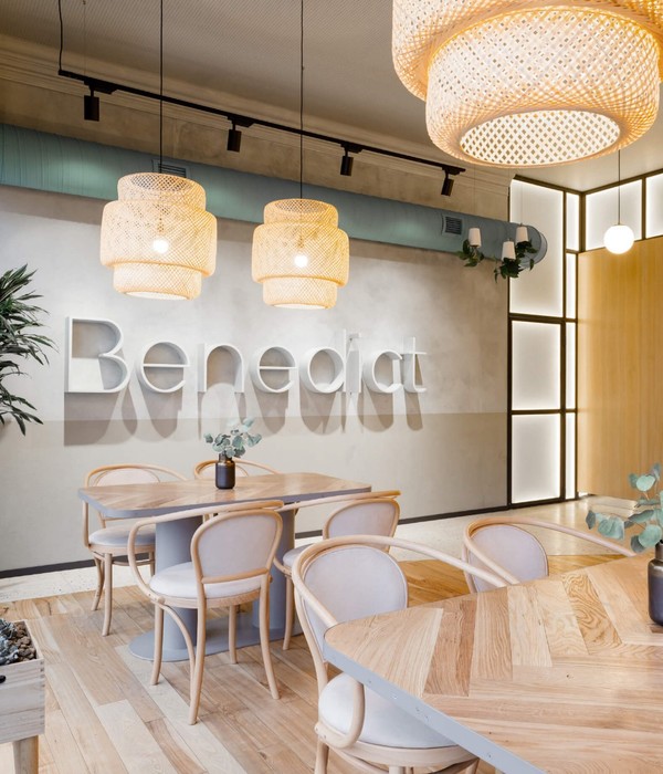 乌克兰卢茨克 Benedict Cafe，木质编织的魅力空间