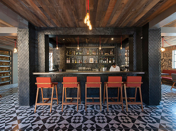 Mezcal酒吧，墨西哥 / EZEQUIELFARCA arquitectura y diseño