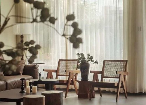 秋日温馨公寓丨天用设计