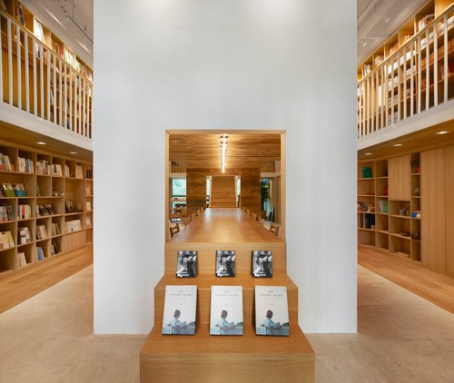 木峇书店/B.L.U.E.建筑设计事务所